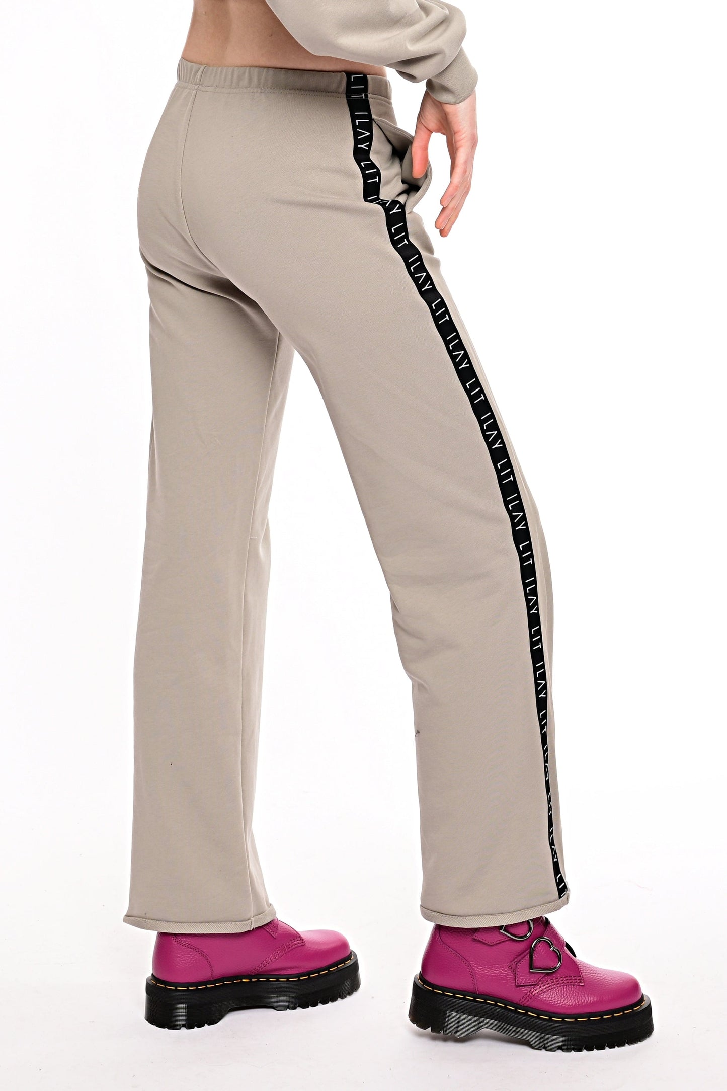 Holy Pants Loose Taupe Ilaylit