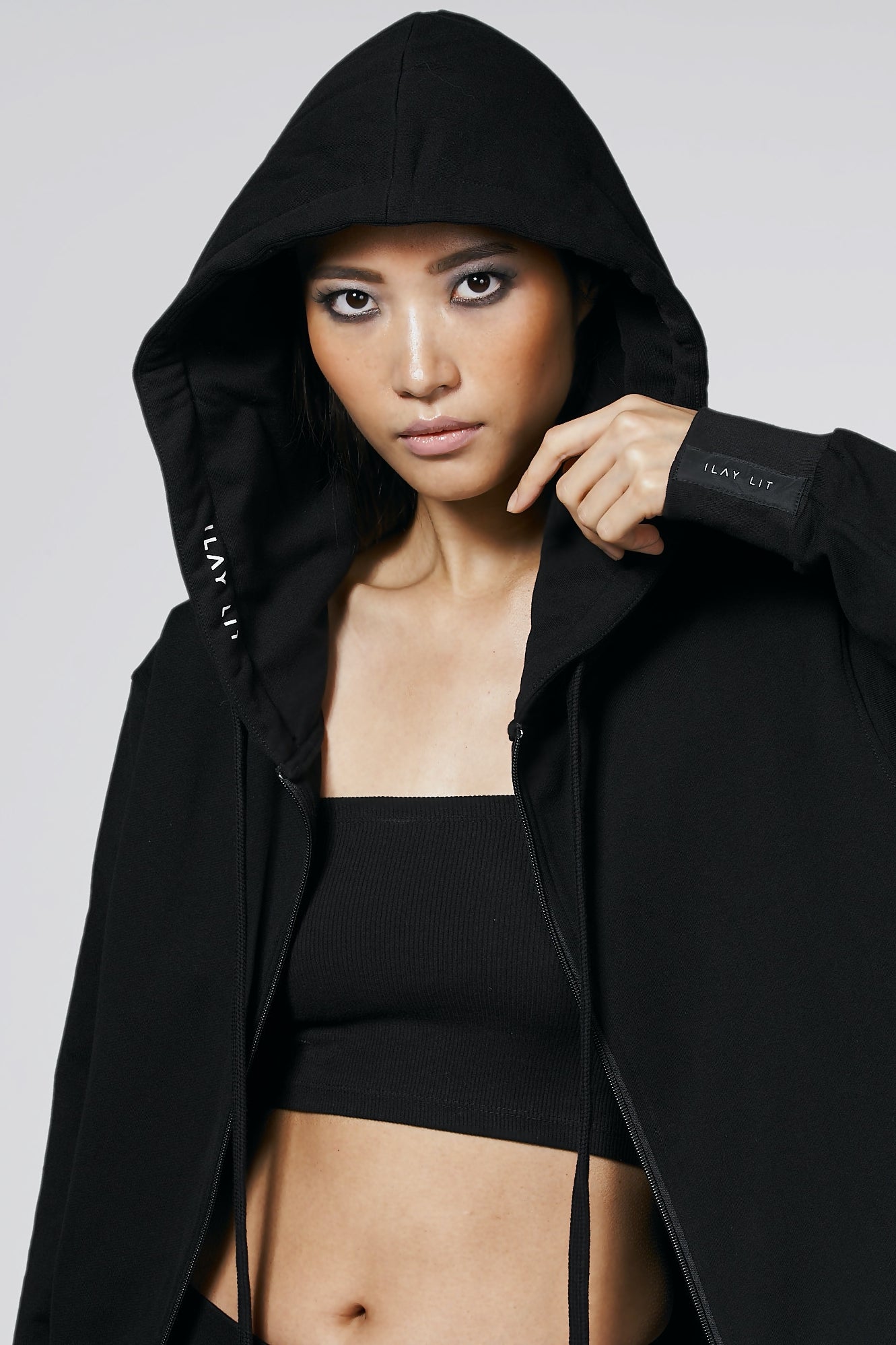 Ilay Lit Jacke Short mit Logo Bär