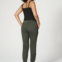 Different Pants Olive