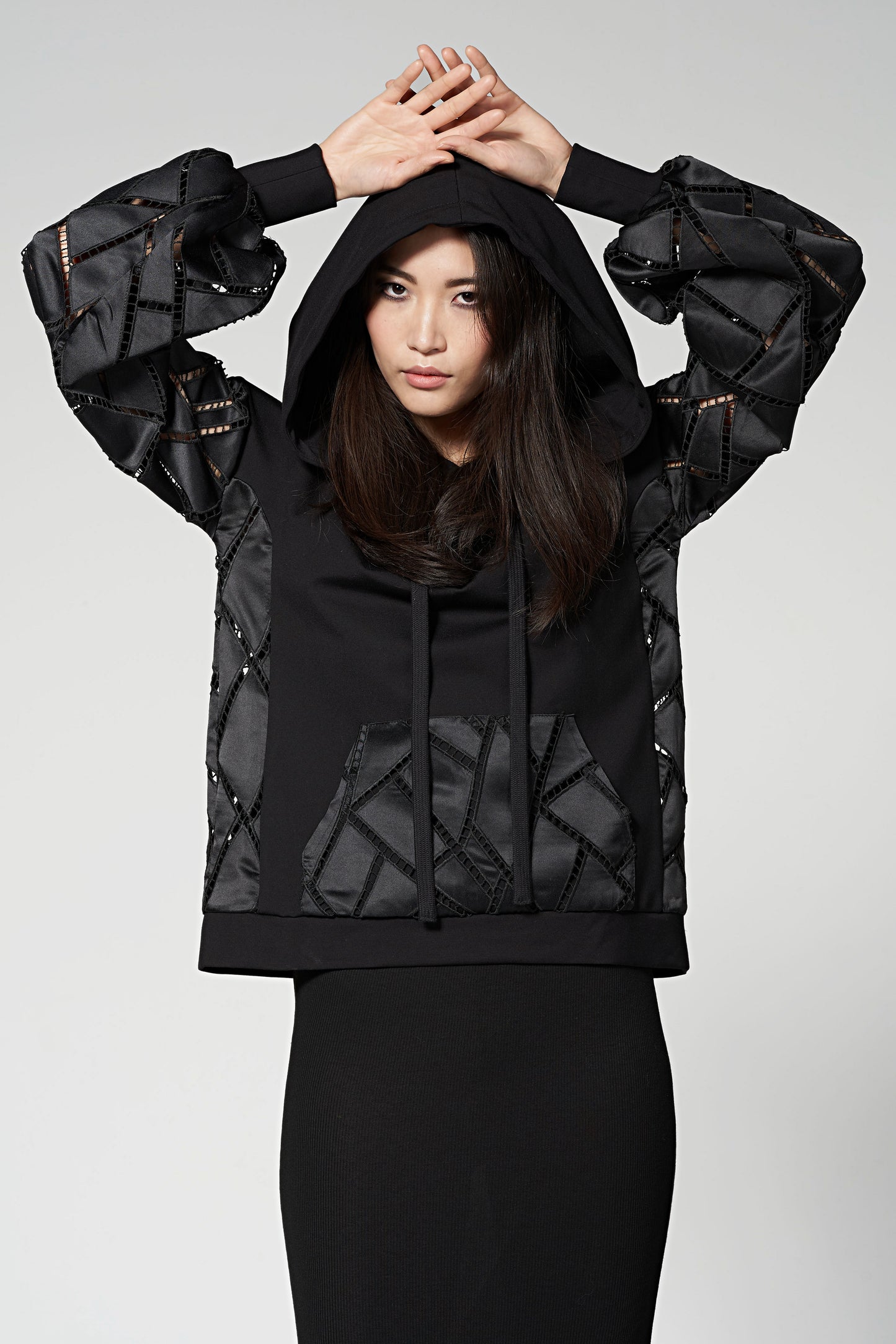 Celine Spitzenhoodie