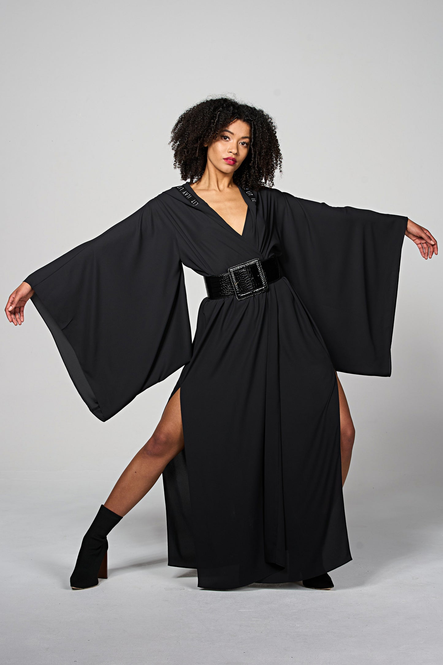 Violet - Kimono Black