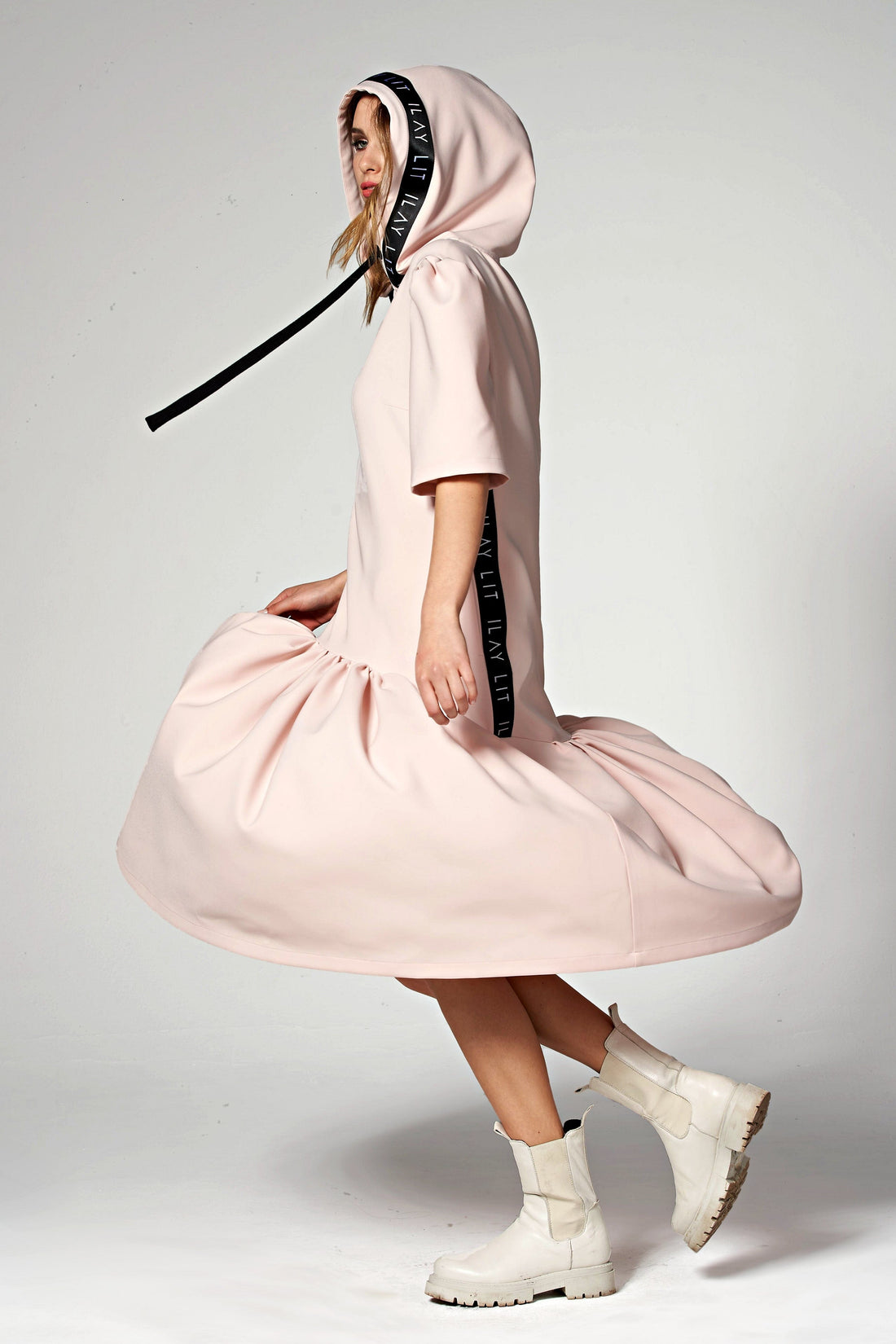 24/7 Hoodie Dress Nude XS Ilaylit