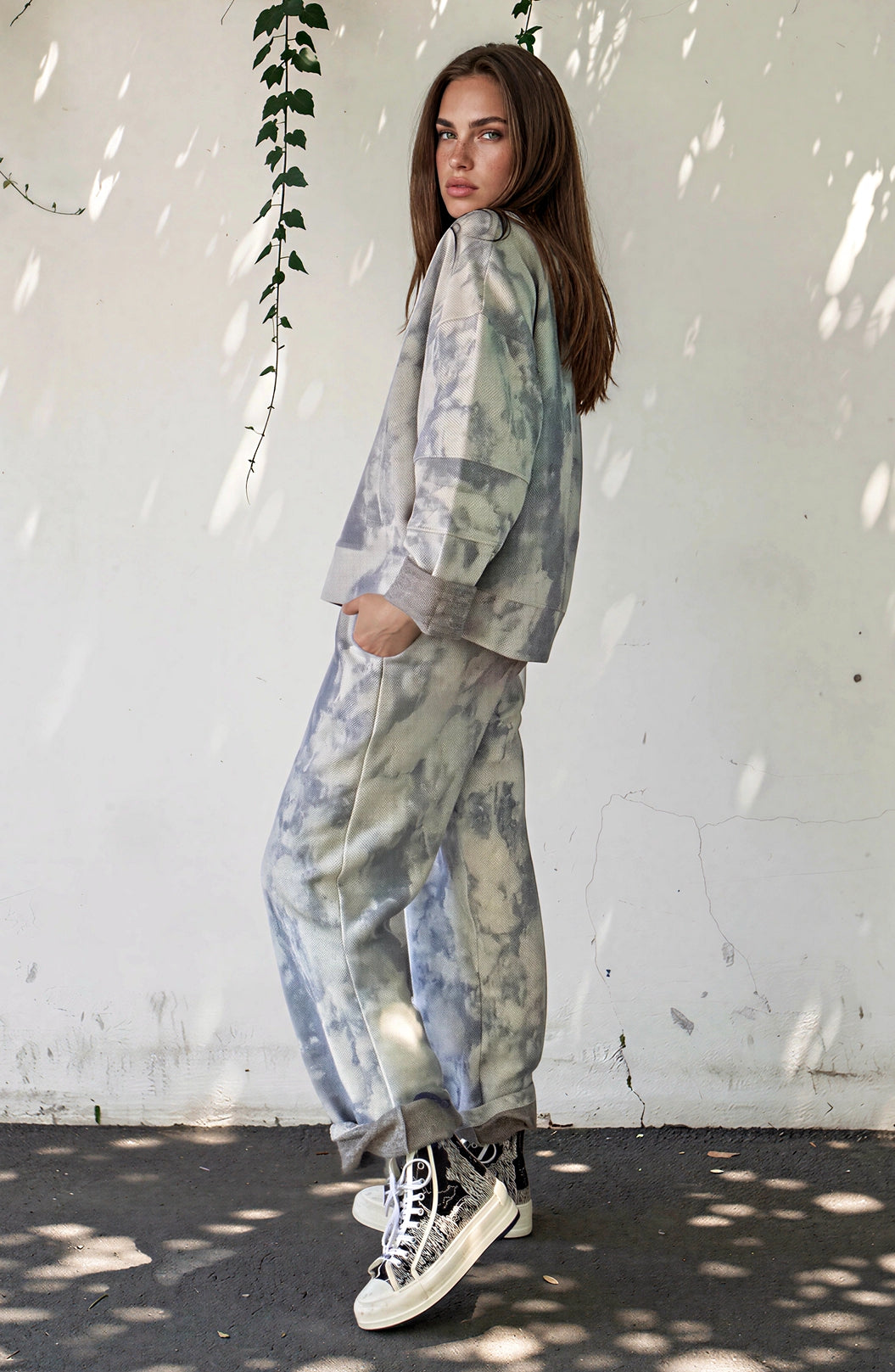 Amaretto Batik Sweat Pants Loose