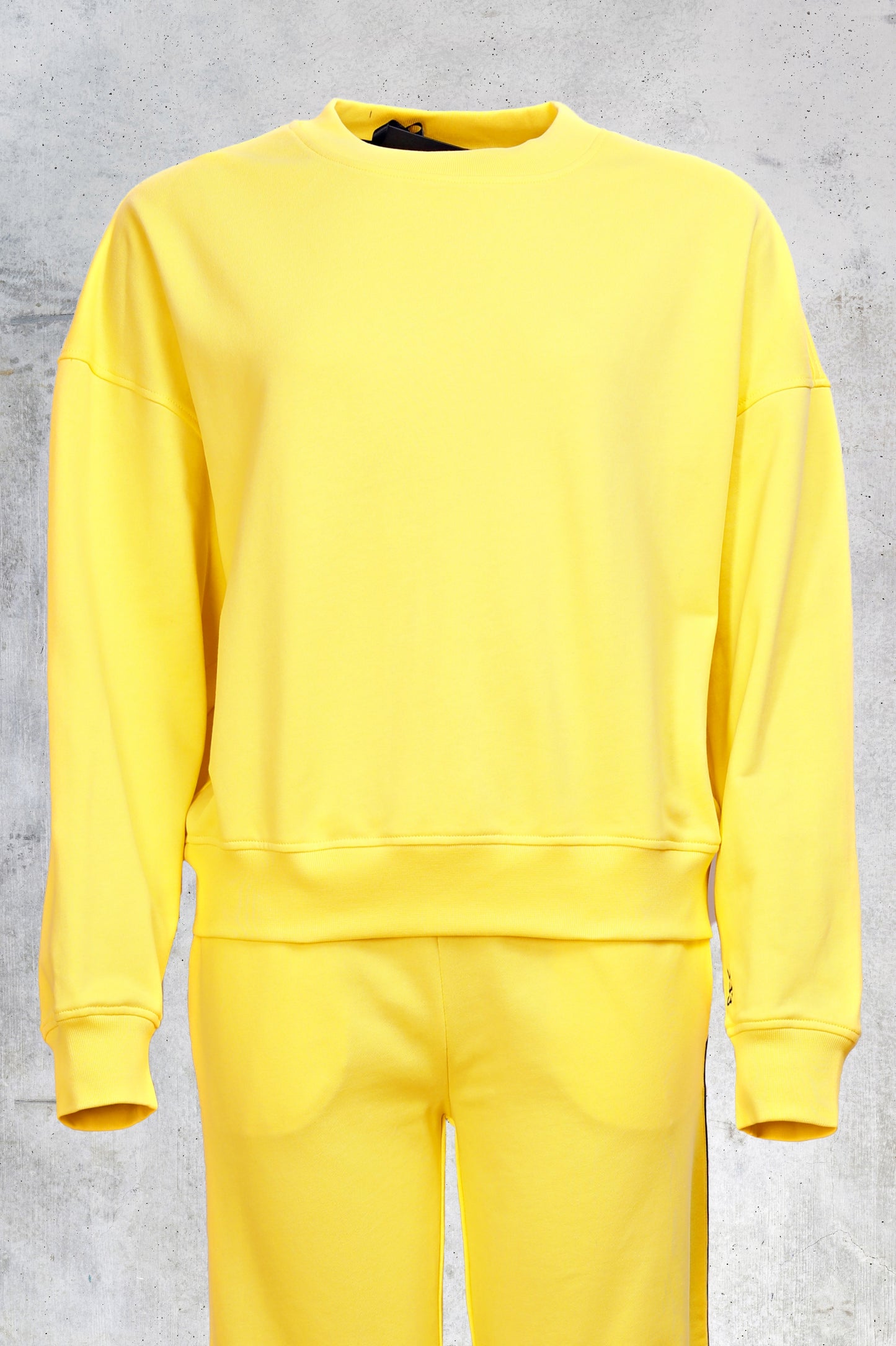 Holy Sweater Lemon