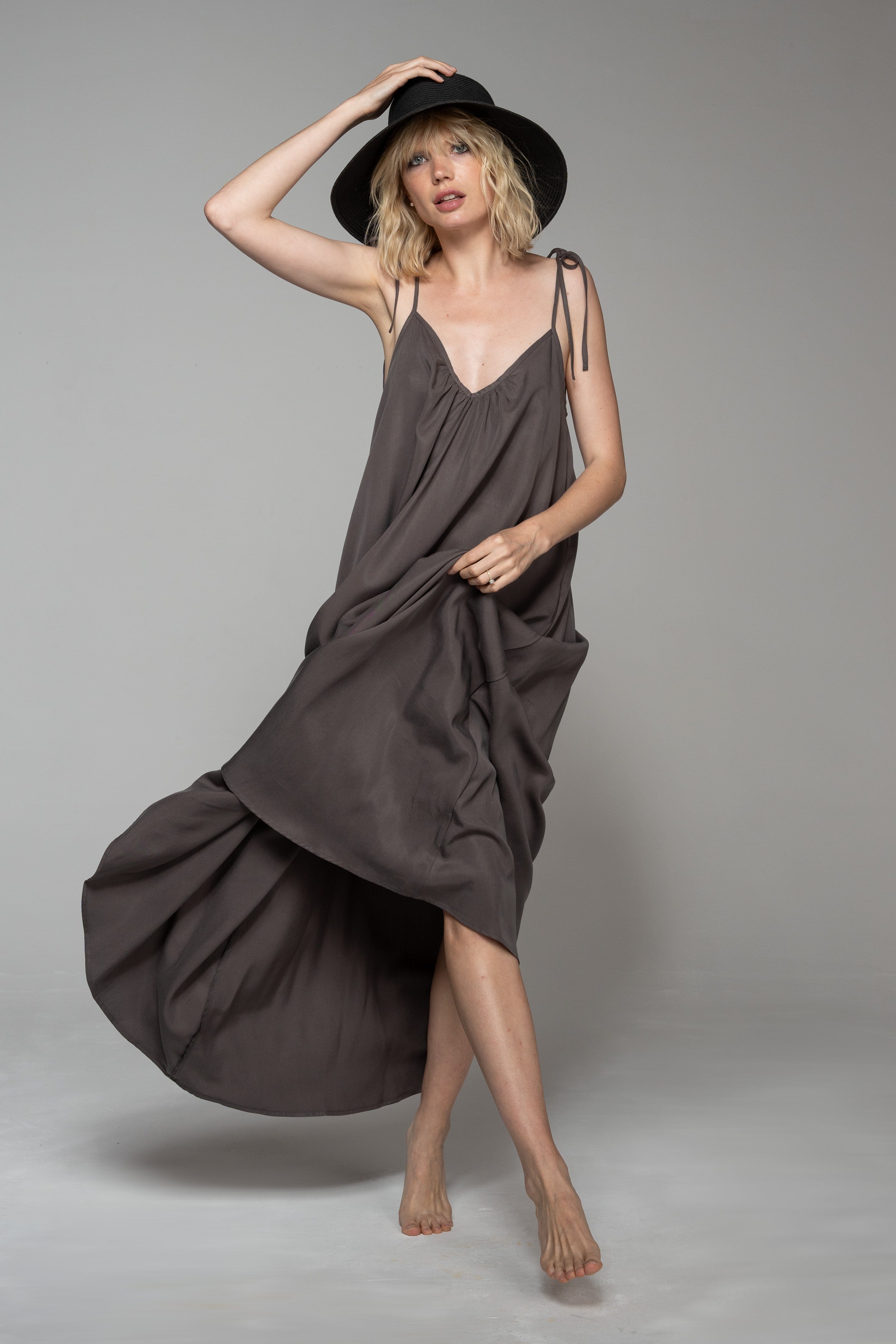 Adele Dress Schlamm One Size Ilaylit