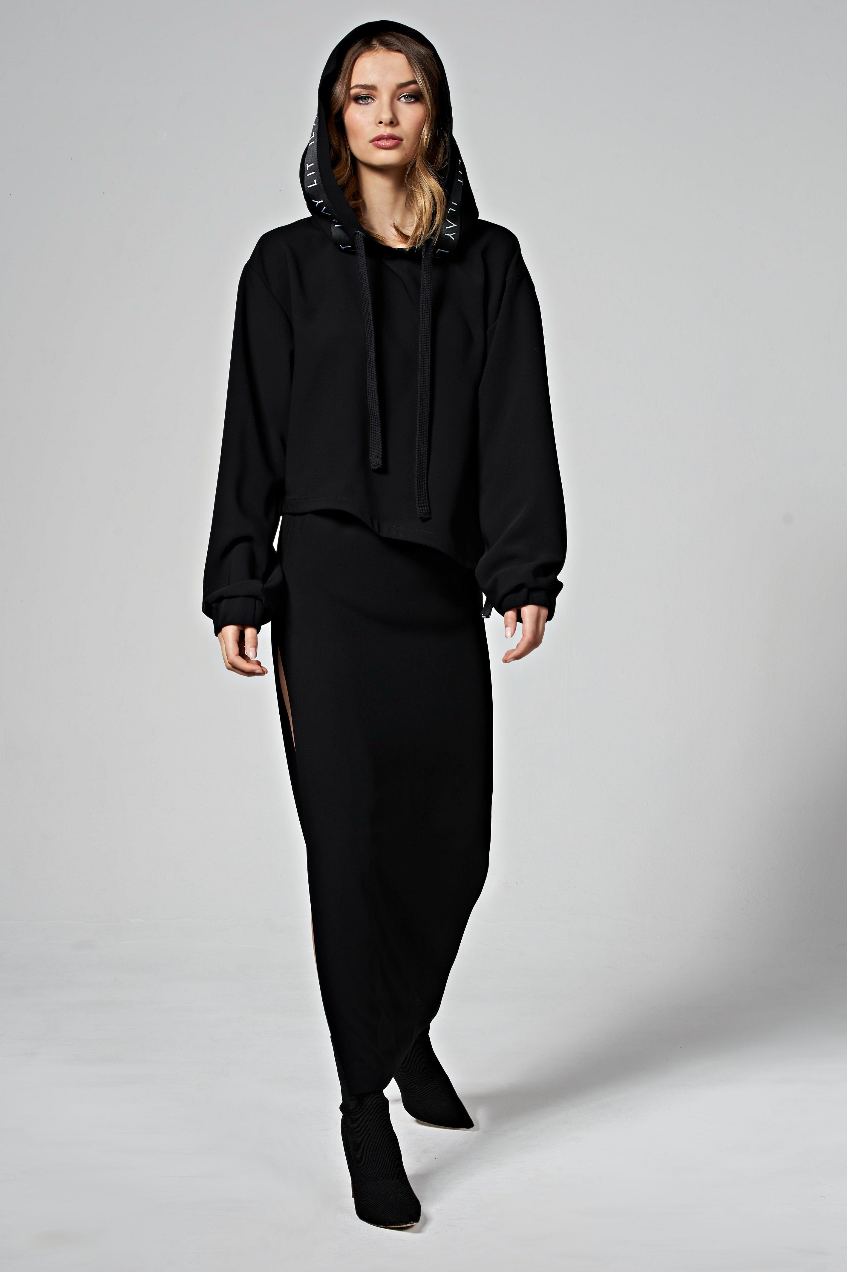 Dawn Hoodie Black Ilaylit