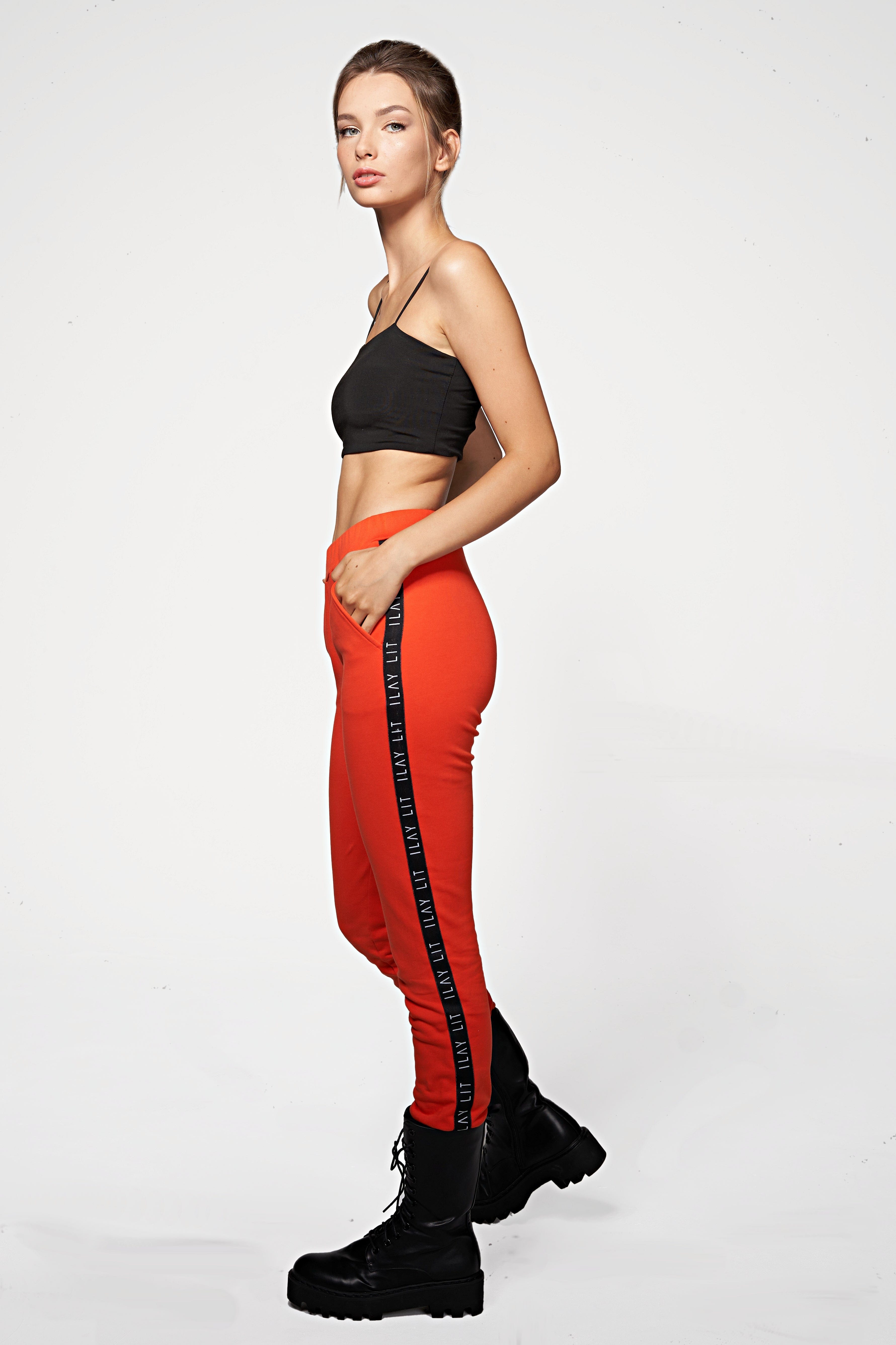 Different Pants Coral Ilaylit