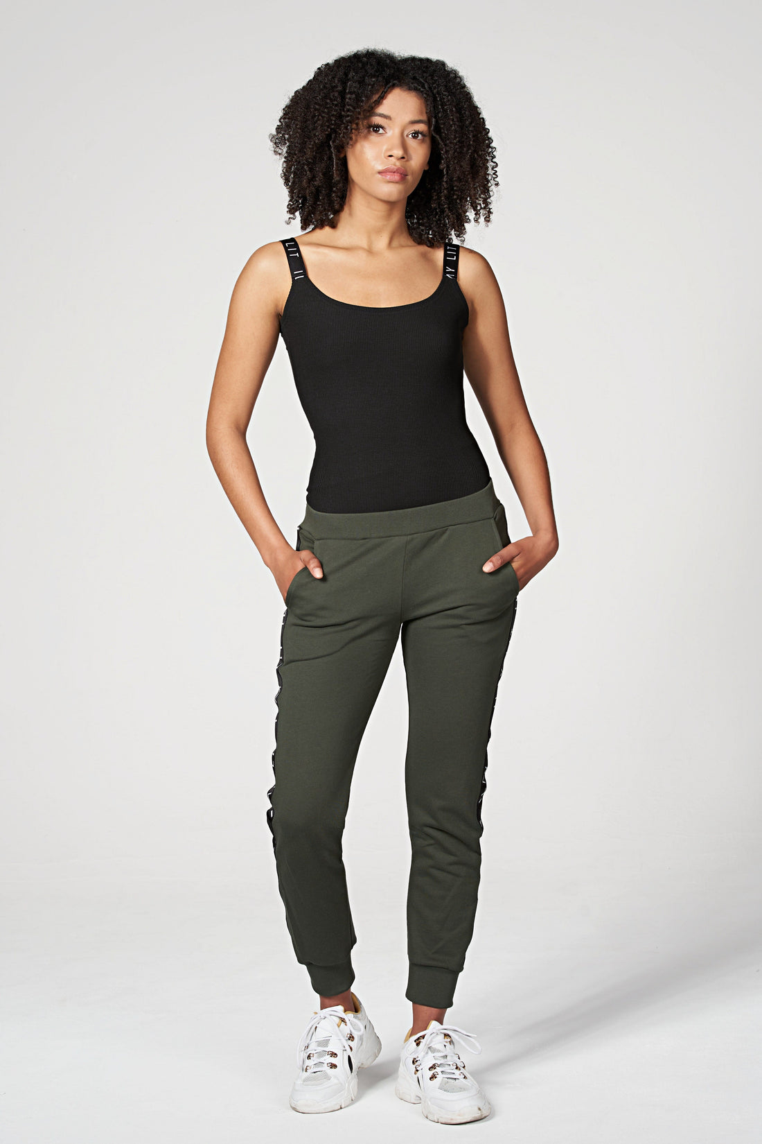 Different Pants Olive XS Ilaylit