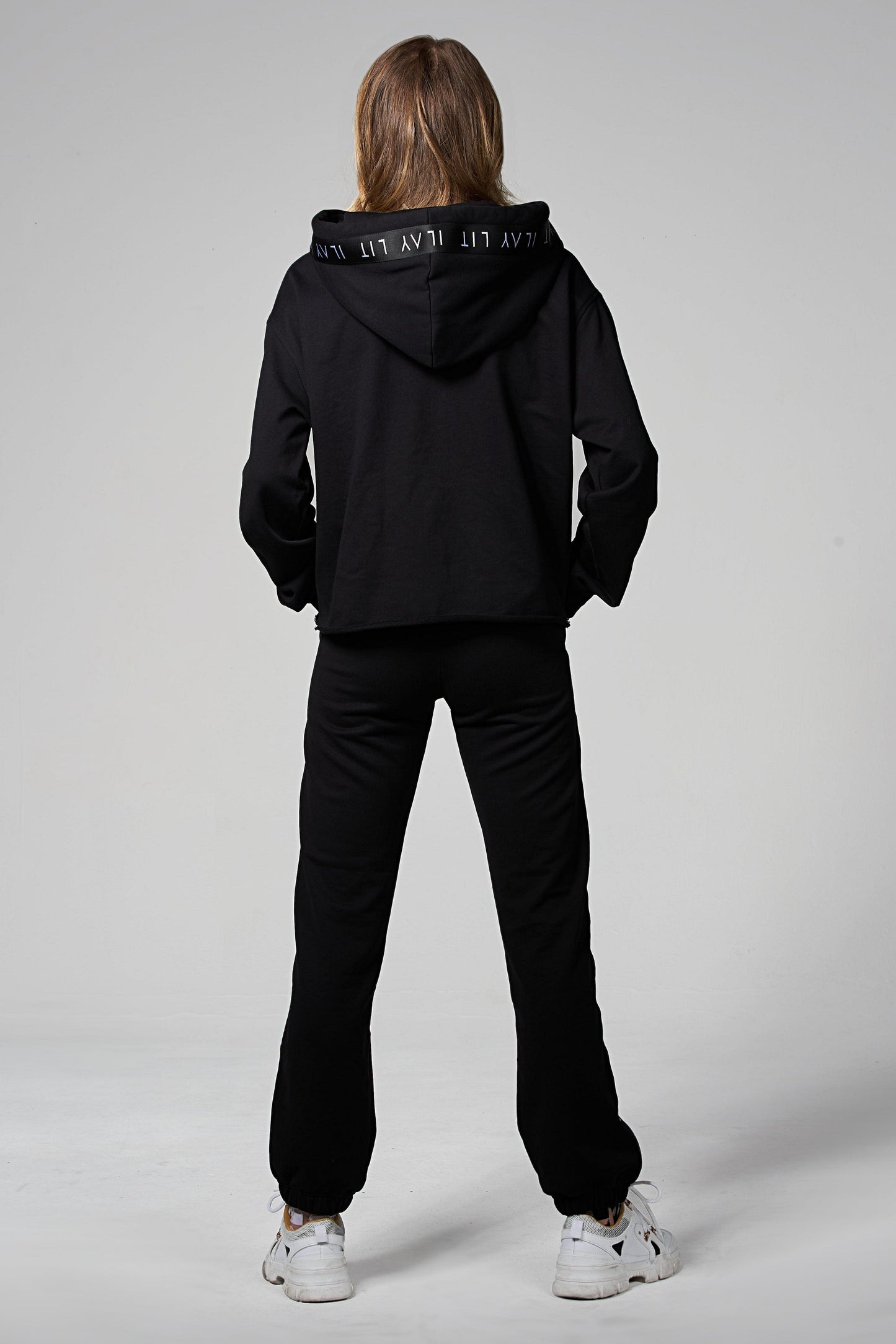 Holy Hoodie Black Ilaylit