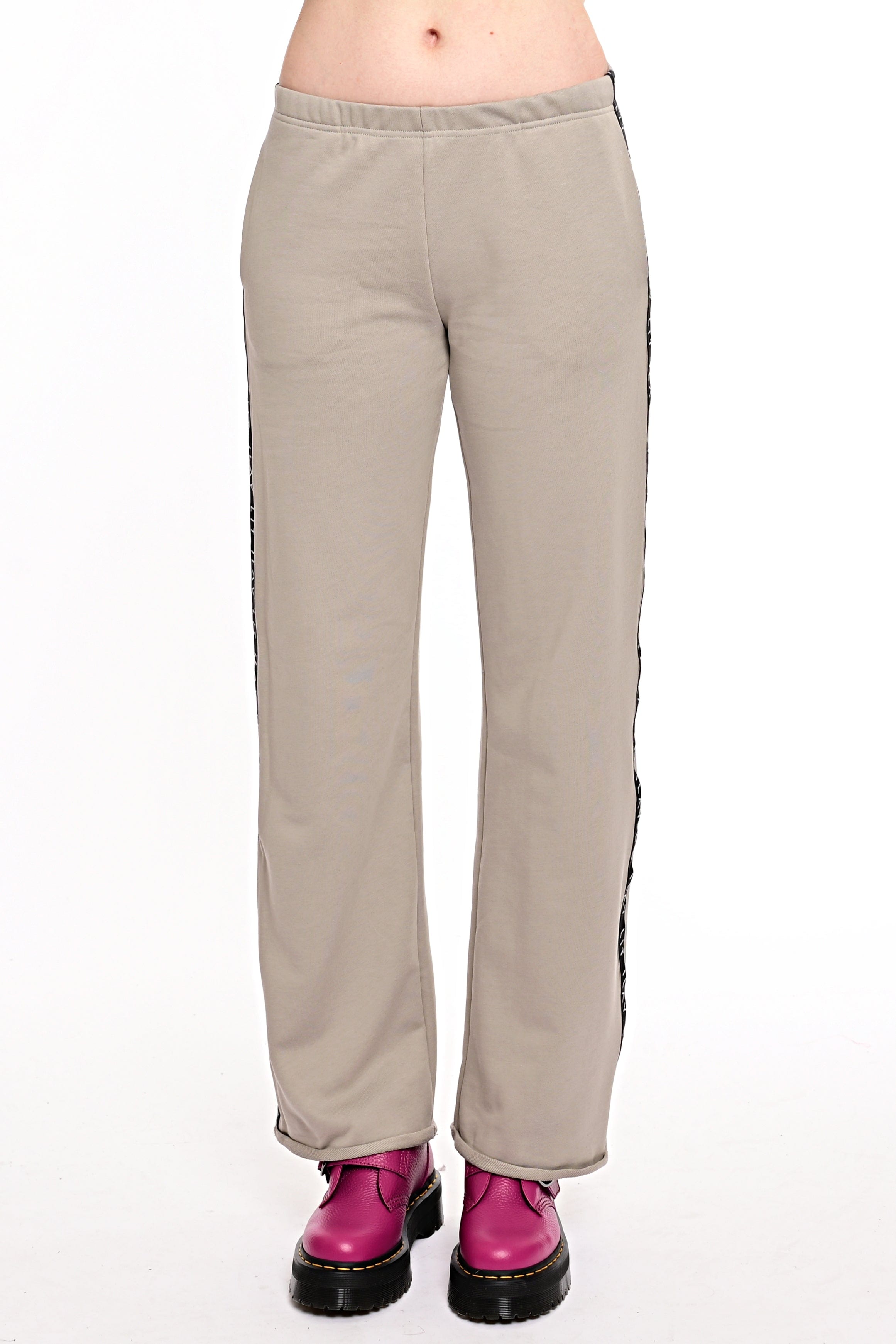 Holy Pants Loose Taupe Ilaylit