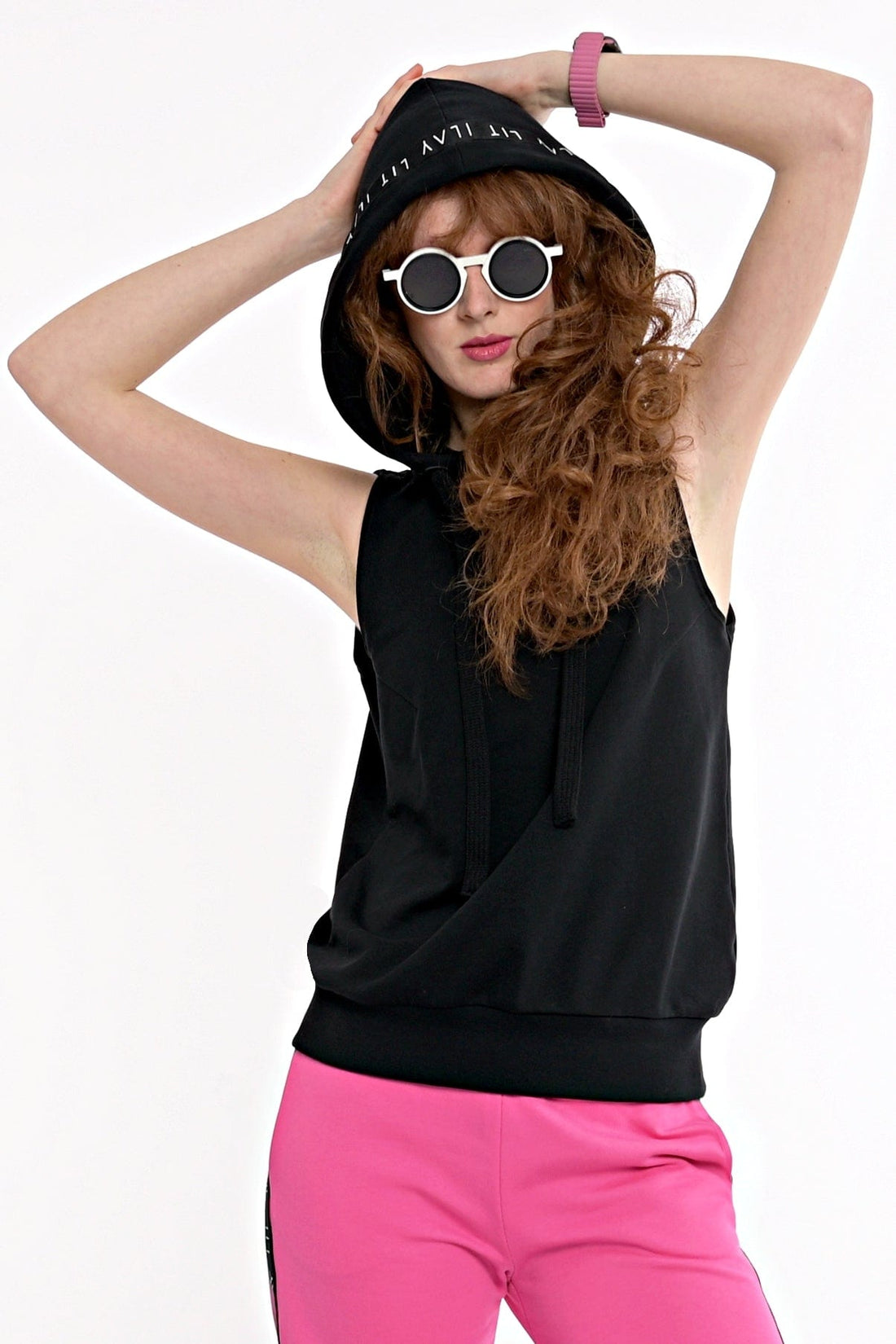Holy Sleeveless Hoodie Black XS Ilaylit