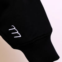Holy Sweater Black Ilaylit
