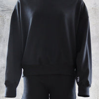 Holy Sweater Black Ilaylit