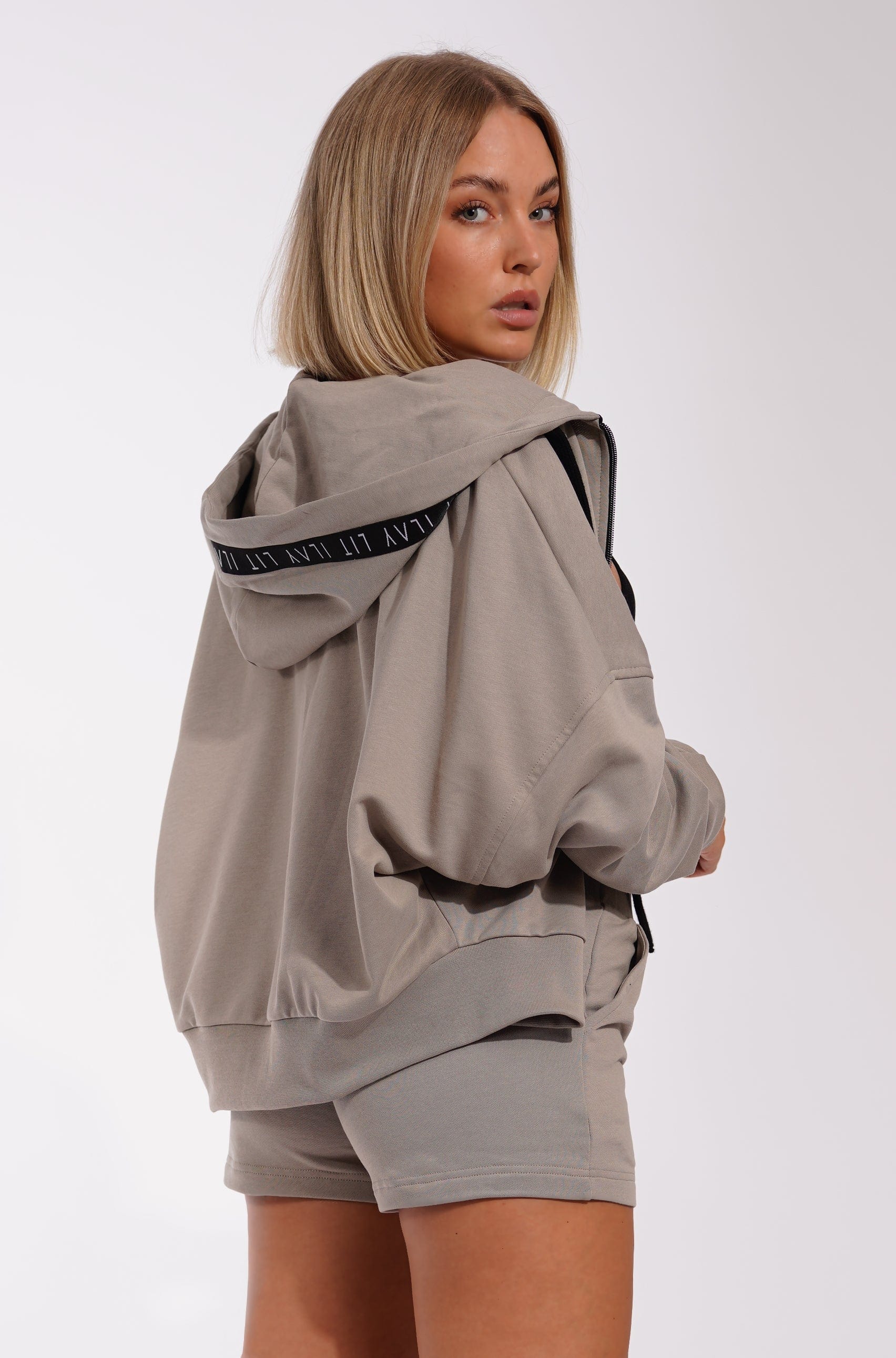 Holy Zoodie Taupe Ilaylit