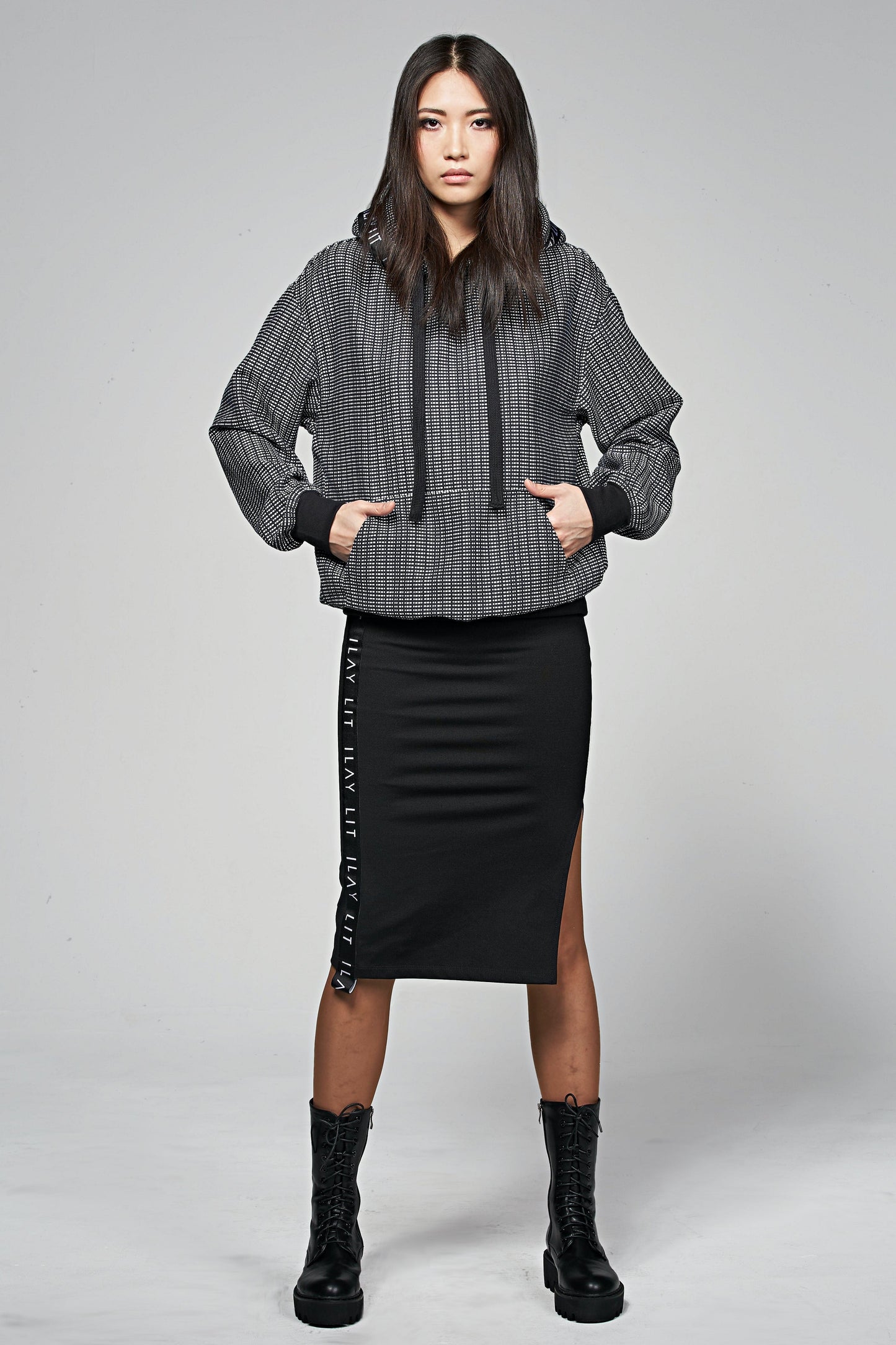 Louna Hoodie Schwarzblau Ilaylit