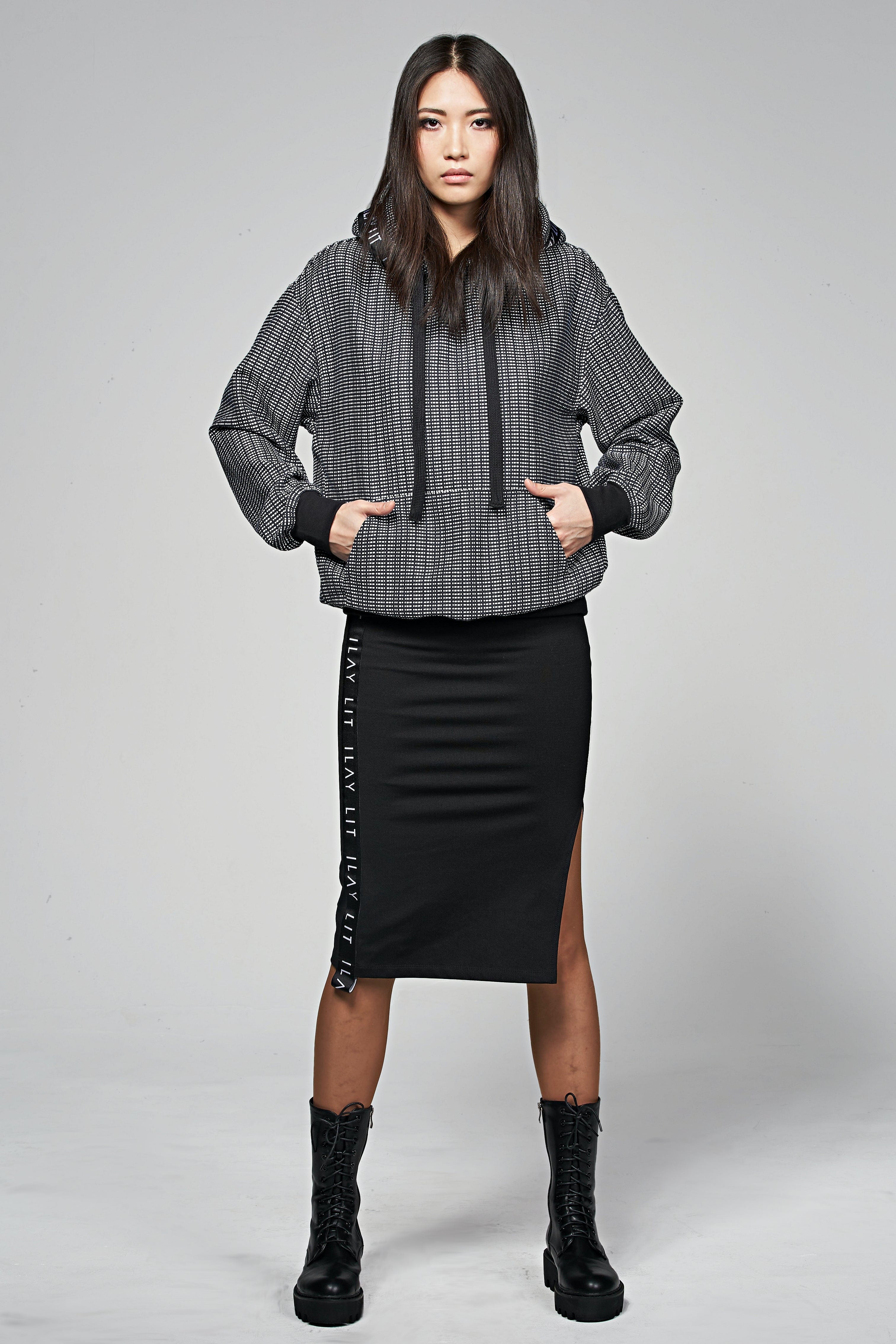 Louna Hoodie Schwarzblau Ilaylit