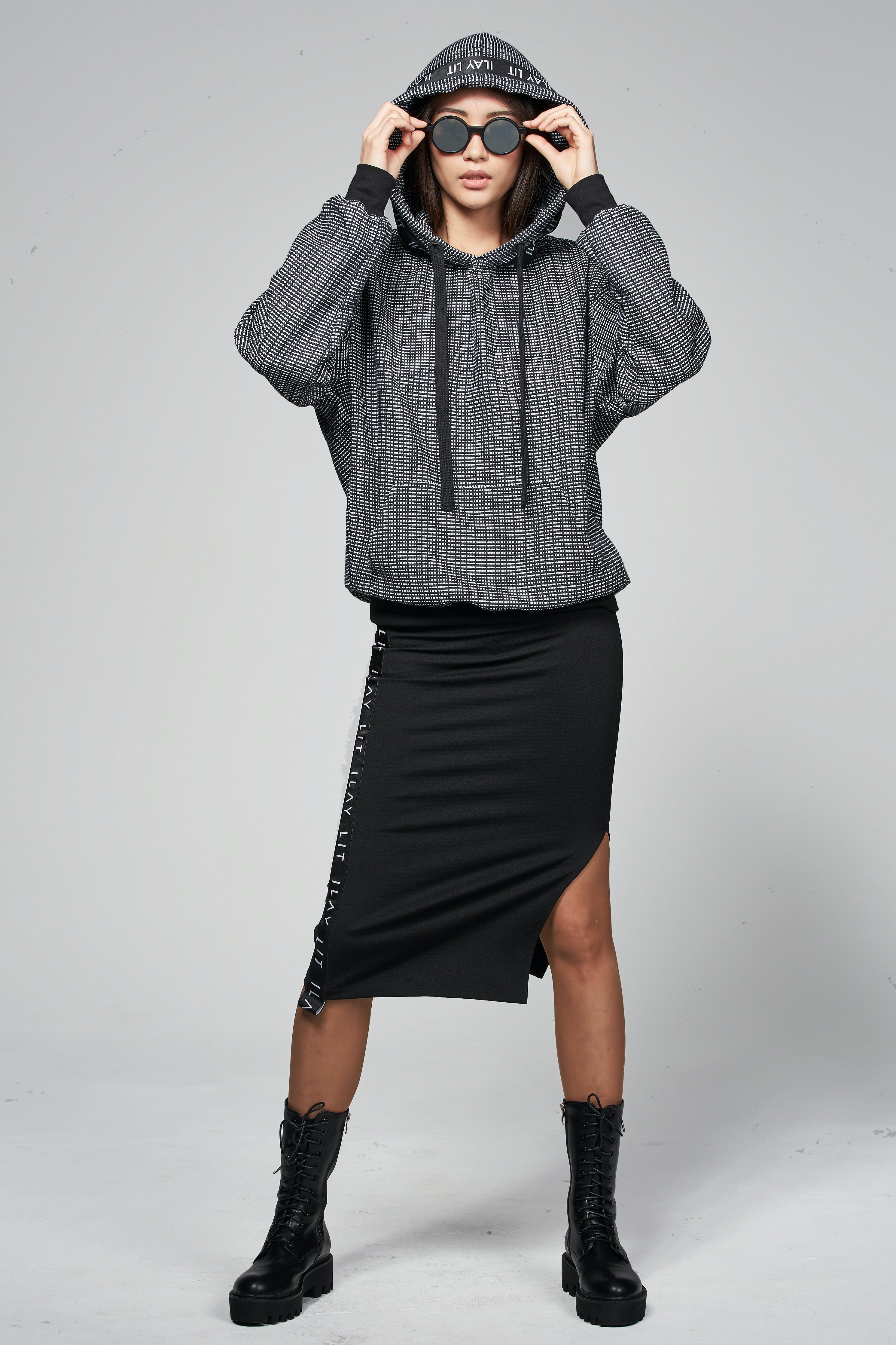 Louna Hoodie Schwarzblau Ilaylit