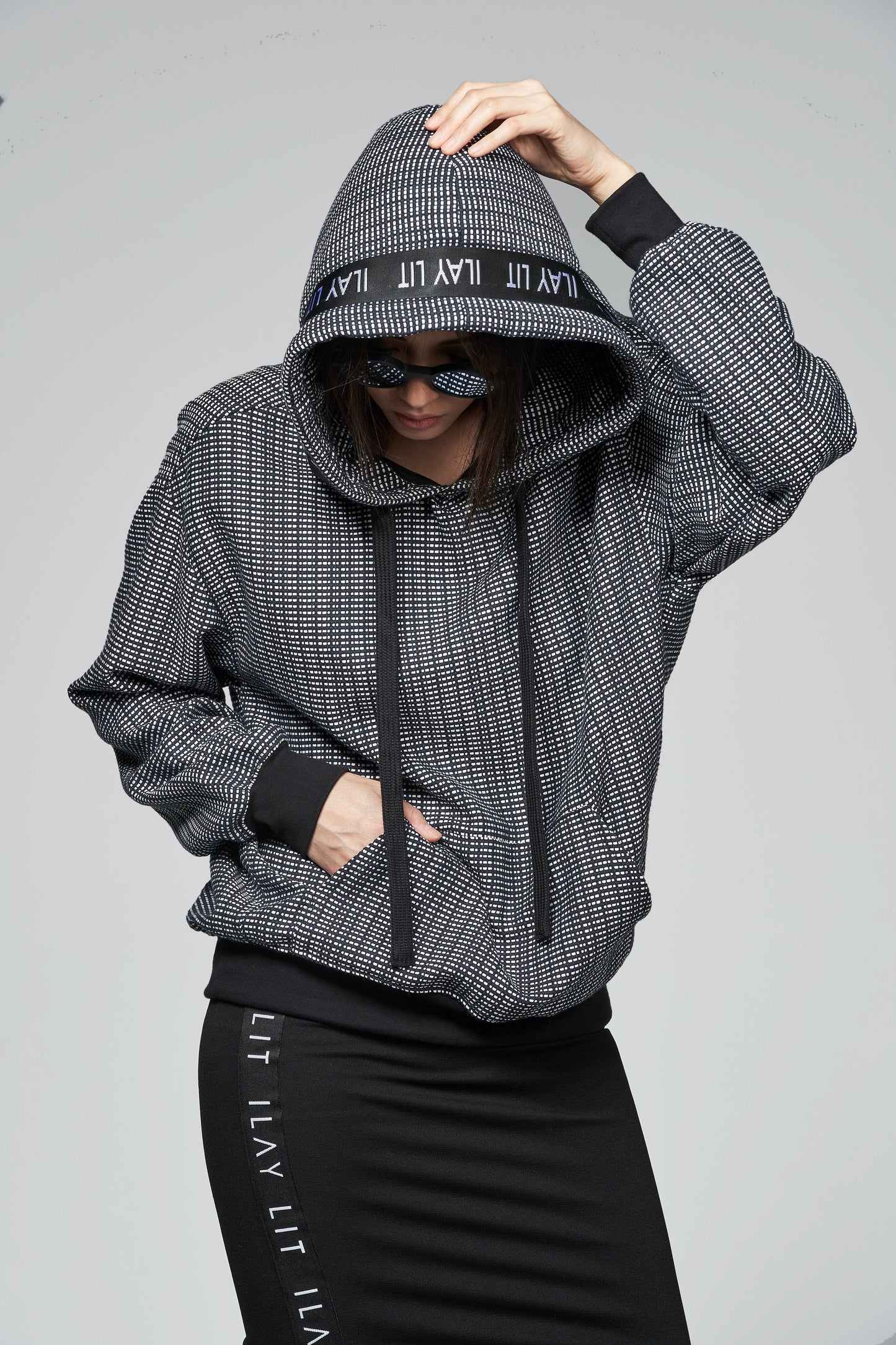 Louna Hoodie Schwarzblau Ilaylit