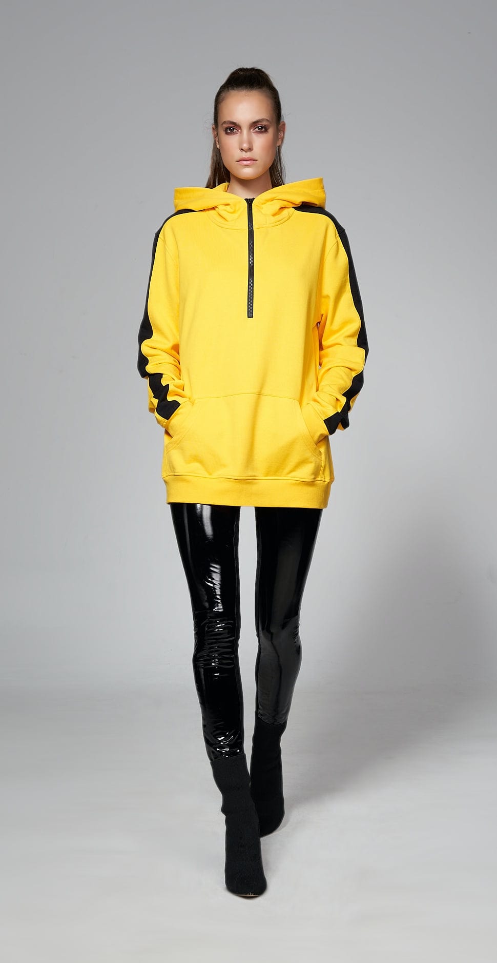 Peggy Yellow Hoodie Ilaylit