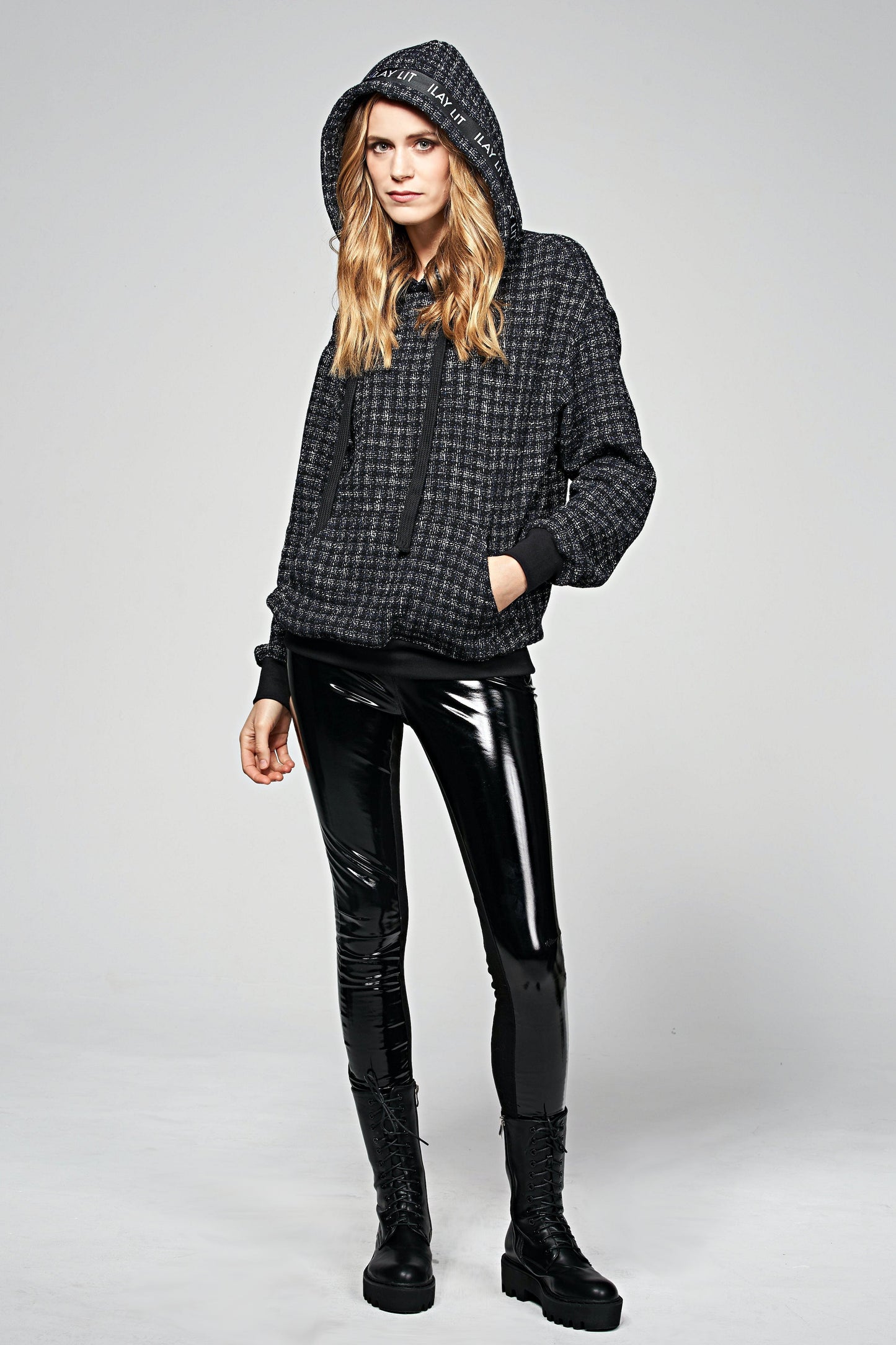 Zoe Bouclé Hoodie Dark Blue L Ilaylit